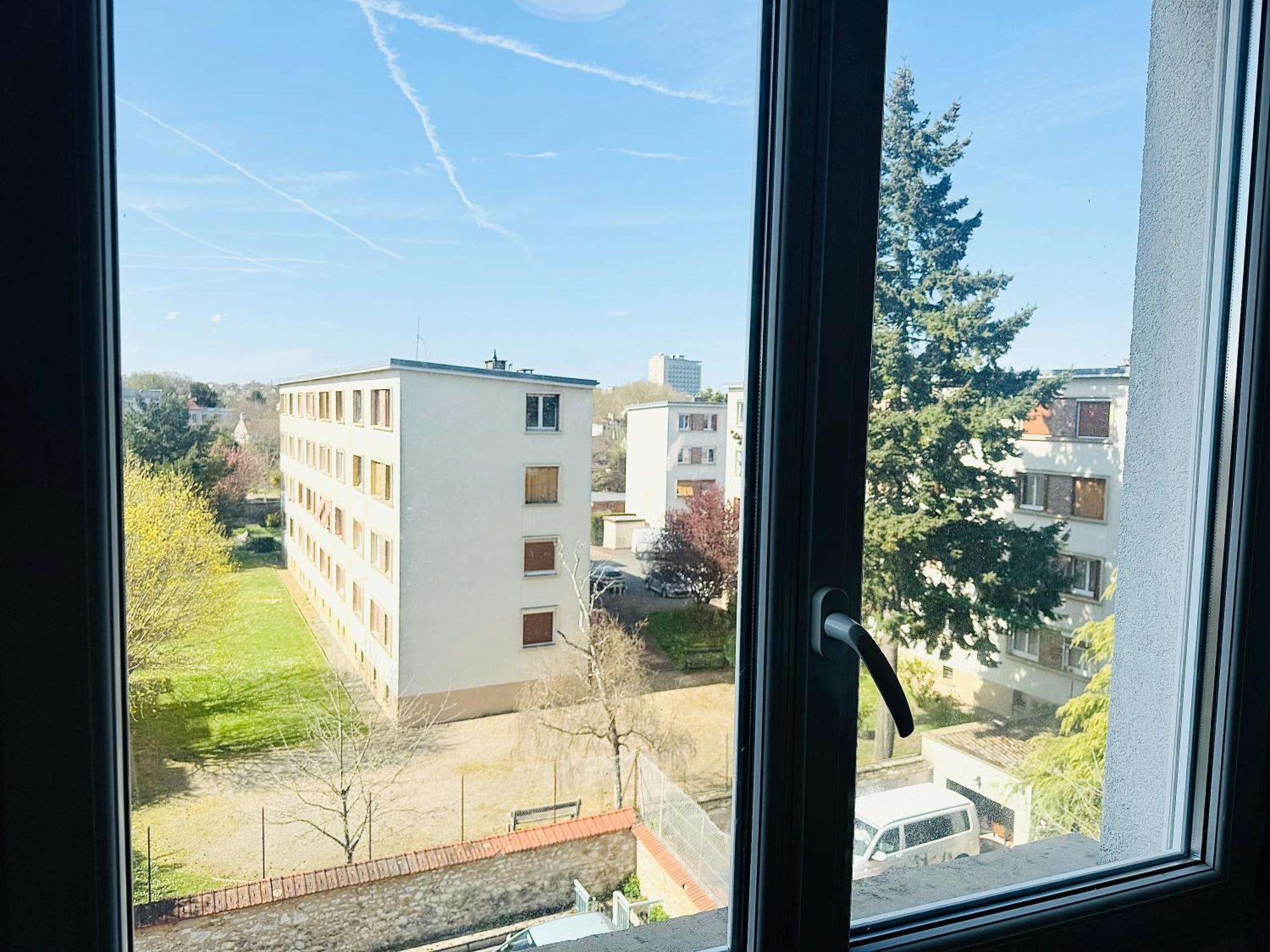 Studio A 300 Metres De La Gare Et 25 Minutes De Paris En Train ムラン エクステリア 写真